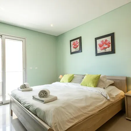 Sunrise - By Smarthomes Apartment *